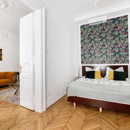 Opera Deluxe Apartman Budapeszt